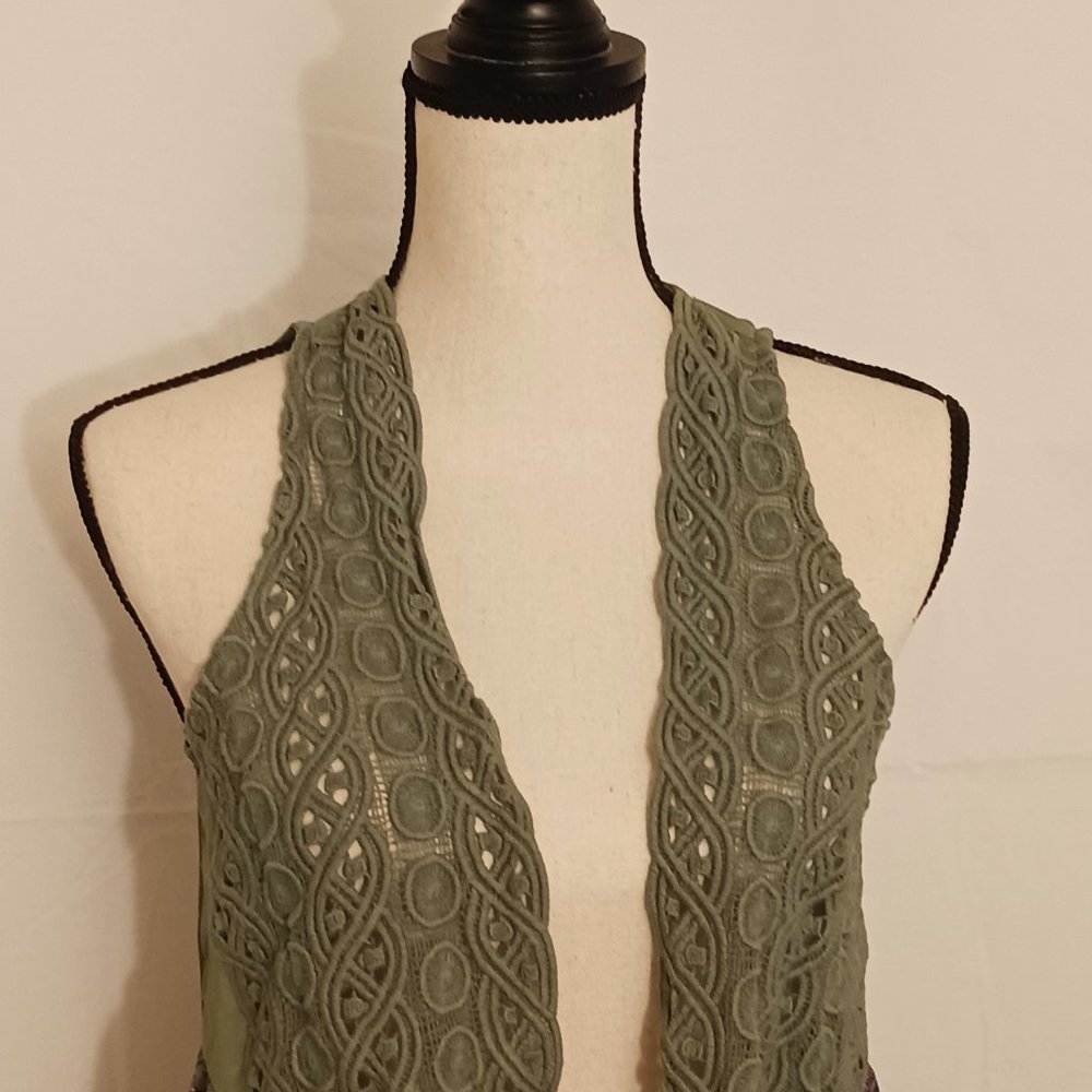 Self Esteem Boho Style Sheer Vest With Crochet Top | EUC | Medium - Picture 3 of 11
